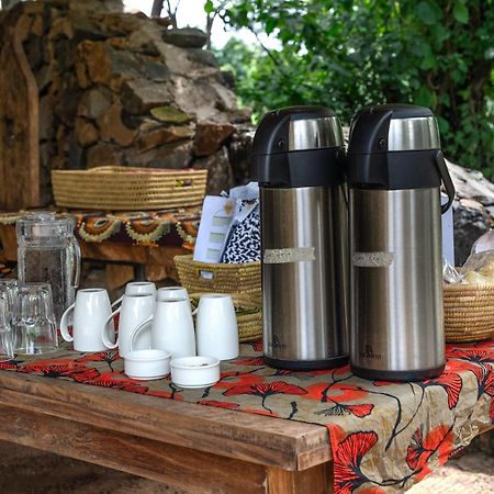 Dolly Farm & River Camp, Luxury Tents Usa River Kültér fotó