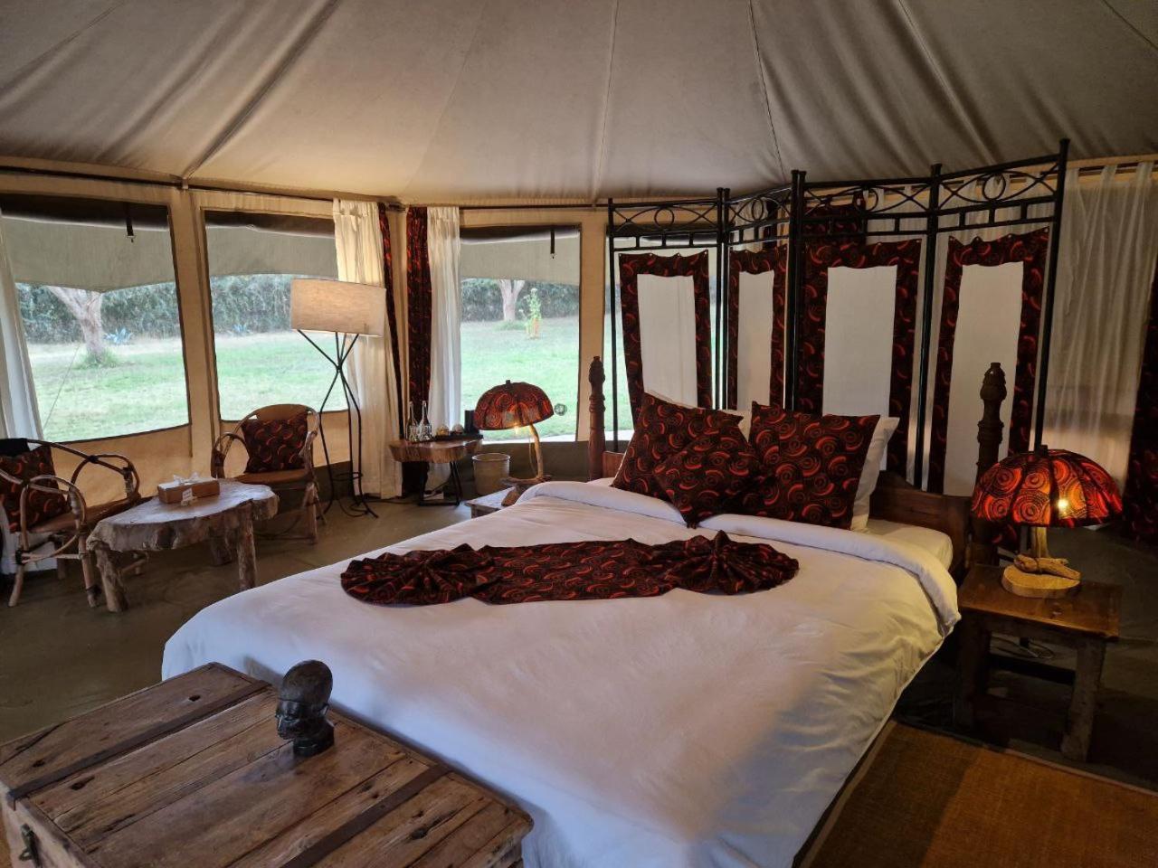 Dolly Farm & River Camp, Luxury Tents Usa River Kültér fotó